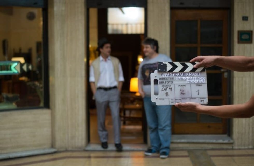 El Hipódromo de Mendoza será protagonista en la miniserie "El Anticuario"