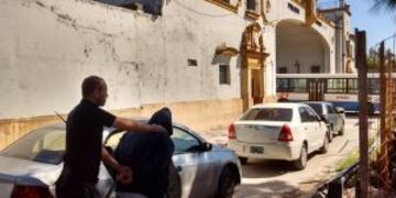 DYN13, BUENOS AIRES 26/01/2017, DOS ADOLESCENTES DE 14 Y 15 Au00d1OS FUERON DETENIDOS EN EL GRAN BUENOS AIRES BAJO LA ACUSACIu00d3N DE HABER COMETIDO EL CRIMEN DE LA EMBARAZADA DE 15 Au00d1OS JENNIFER TRILLO JULI EL 17 DE ESTE MES EN LA LOCALIDAD BONAERENSE DE INGENIERO BUDGE, PARTIDO DE LOMAS DE ZAMORA.FOTO:DYN/SEGURIDAD POLICIAL.