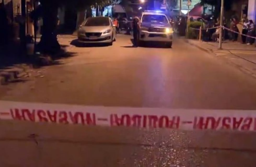 Se olvidó a su hija en el auto y la encontró muerta por asfixia