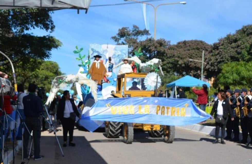 Se celebró en San Pedro la fecha patria y el 136º aniversario de la ciudad