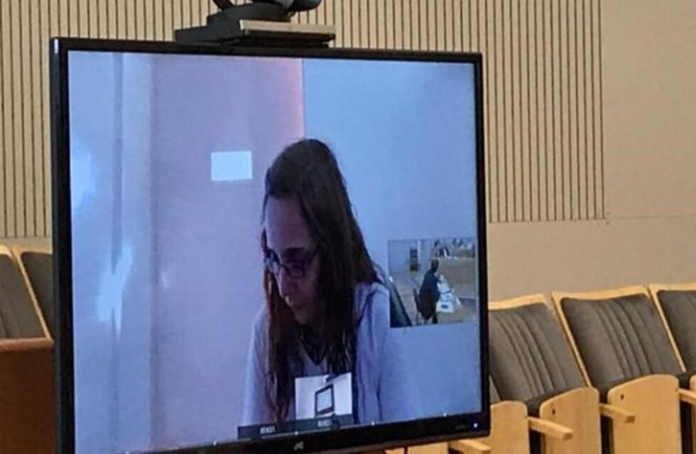 Dictan prisión perpetua a una mujer que mató y enterró a su amante en Arias