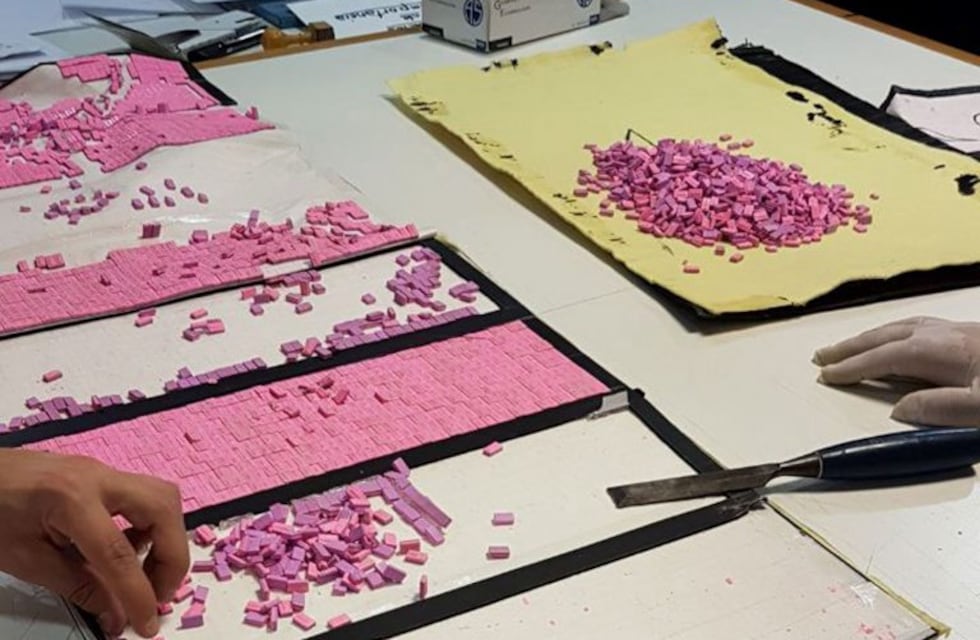 La AFIP secuestró 11.830 pastillas de éxtasis en el Aeropuerto de Ezeiza