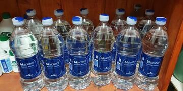 Supermercado regaló alcohol a Bomberos Voluntarios de Cosquín\u002E