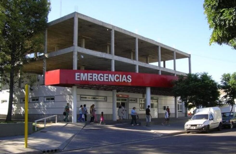 La mujer que había sido arrojada al fuego por su pareja, salió de terapia intensiva