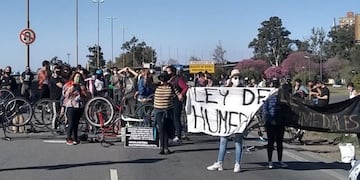 La traza quedó cerrada durante una hora a partir de las 17\u002E (@nach0mancini)