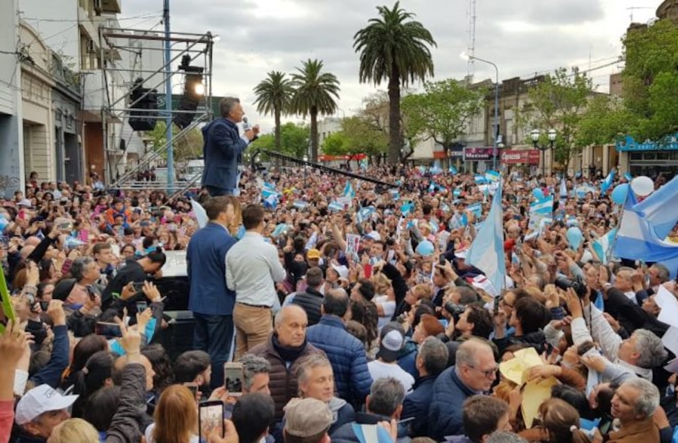 Lo que dejó la visita de Mauricio Macri: del "de la localidad de La Pelada" a "no hay plata, hermano"