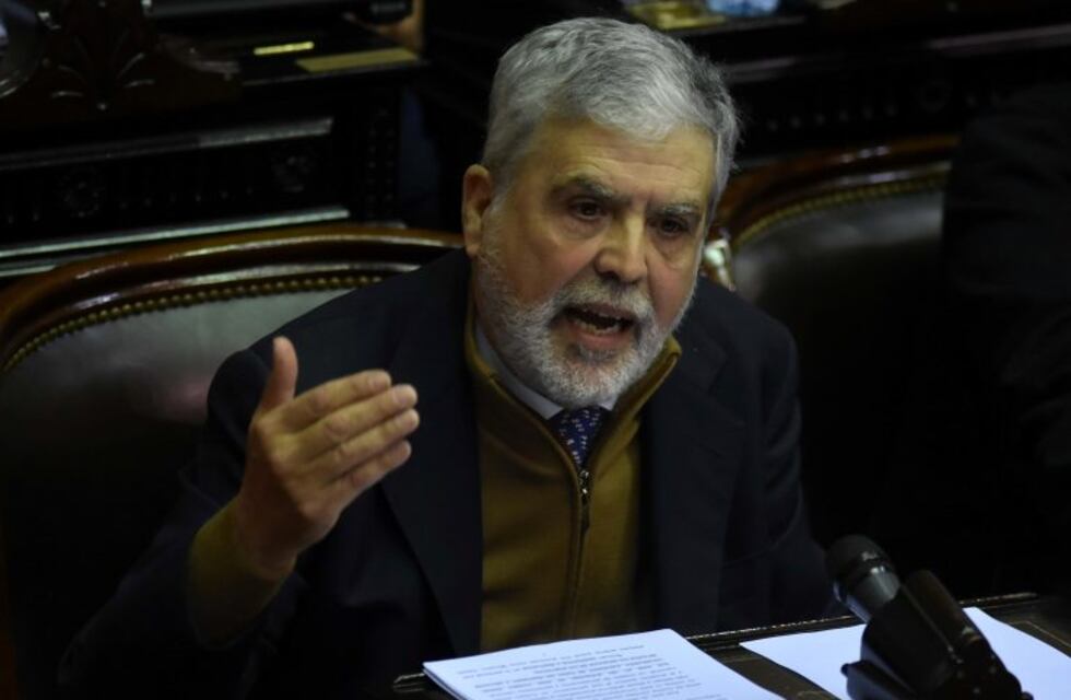 Menghini dijo que "De Vido no está precondenado ni perseguido" por la tragedia de Once