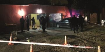 Frente de la casa donde sucedió el tiroteo\u002E (Fuente: Diario Época)