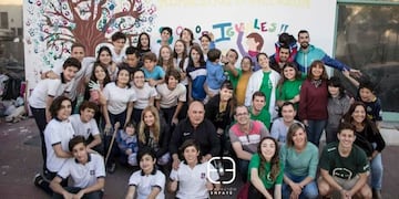 Fundación Empate y alumnos de cuarto año del Colegio Taborin realizaron un mural que abraza la inclusión\u002E