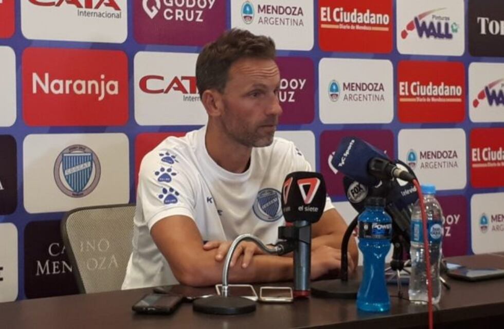 Lucas Bernardi ya trabaja con el plantel de Godoy Cruz