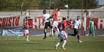 Huracán Las Heras y Gutiérrez empataron 1 a 1\u002E