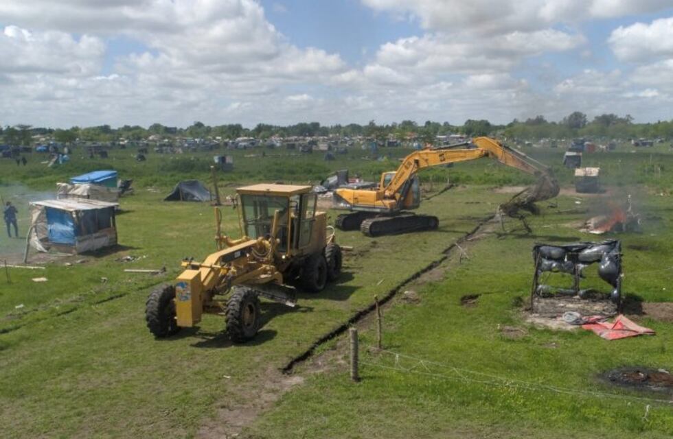 La Infantería controla los ingresos al predio desalojado de Guernica