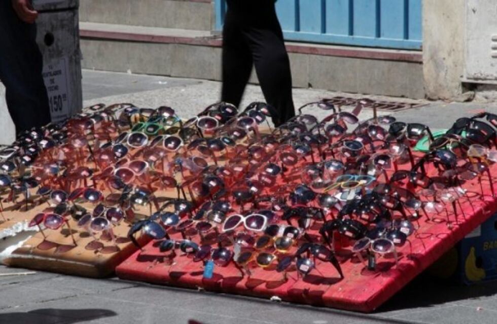 En la ciudad de La Rioja existen más de 140 puestos de venta ilegales