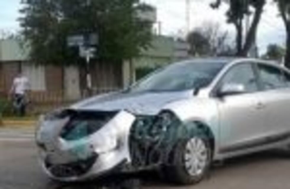 El presidente de la Corte Suprema, Ricardo Lorenzetti, chocó con dos motociclistas