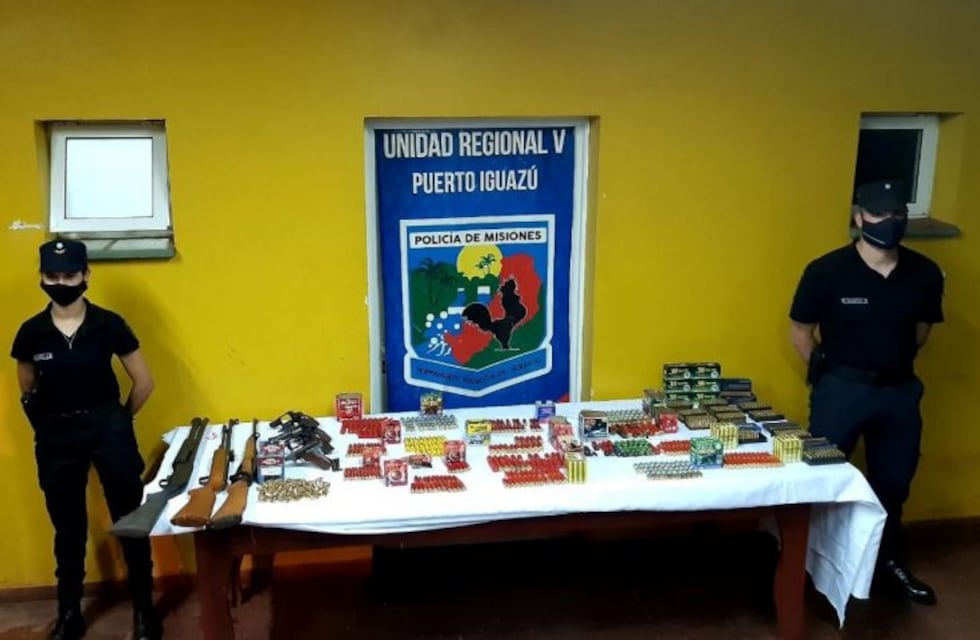 Secuestraron armas y un centenar de municiones tras una denuncia por amenazas