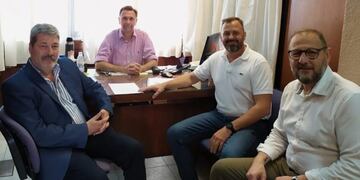 Funcionarios provinciales y municipales analizaron la situación industrial\u002E (Prensa Municipalidad de Rafaela)