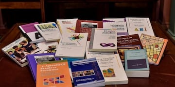 Parte de la colección preparada por el Instituto Nacional de Formación Docente (INFoD)\u002E