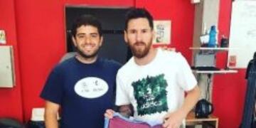 Messi con la camiseta de Plaza