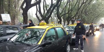 El Concejo avanza con una iniciativa amplia la flota de taxis para discapacitados\u002E (@belitaonline)