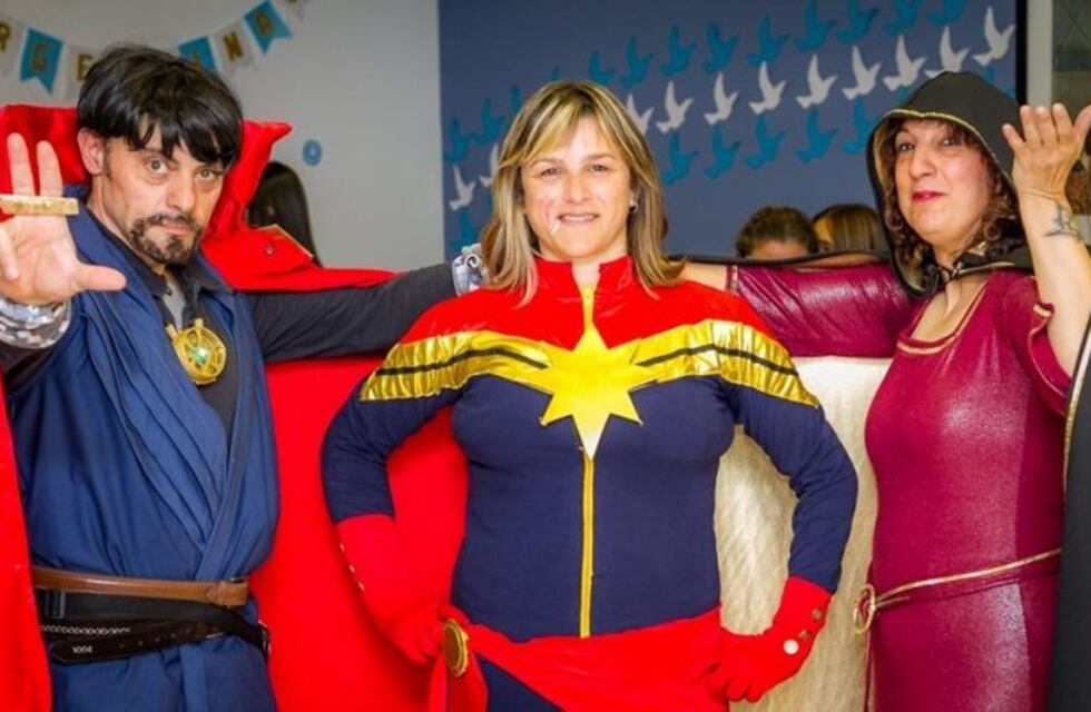 Es una "superheroína solidaria" de niños con cáncer y ahora reúnen donaciones para ayudarla