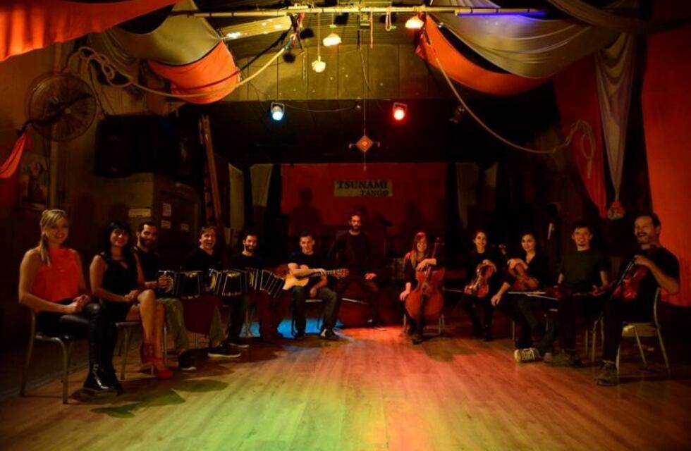 La Orquesta Típica Lunático 33 anticipa su nuevo disco