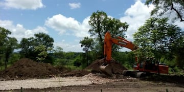 La comunidad de Los Paños esperan respuestas de las autoridades sobre la finalidad de las obras, la situación de factibilidad ambiental, estudios de impacto ambiental y el cumplimiento de los requisitos de participación ciudadana estipulados por ley\u002E