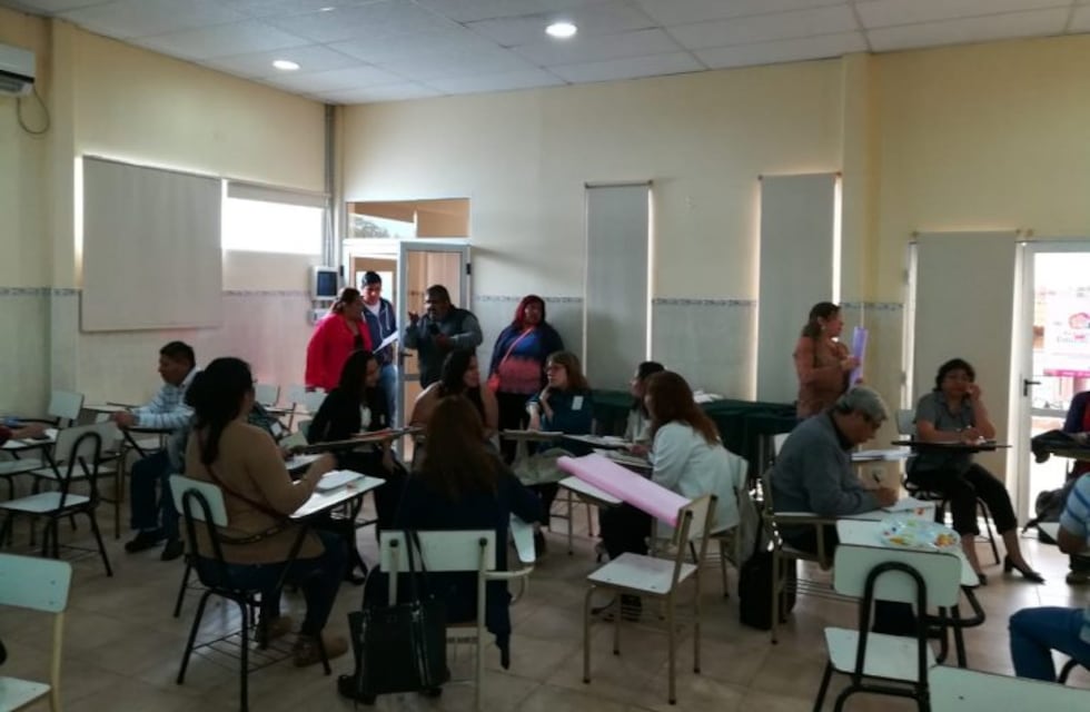 La comunidad del Instituto "Myriam Gloss" sumó valiosos aportes al Pacto Social por la Educación