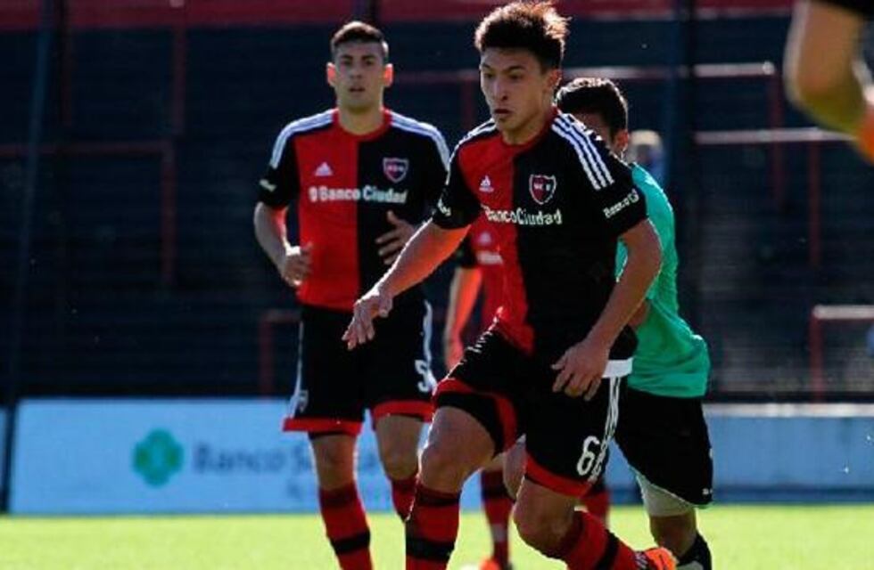 Newell's: el juez aprobó la venta de Lisandro Martínez