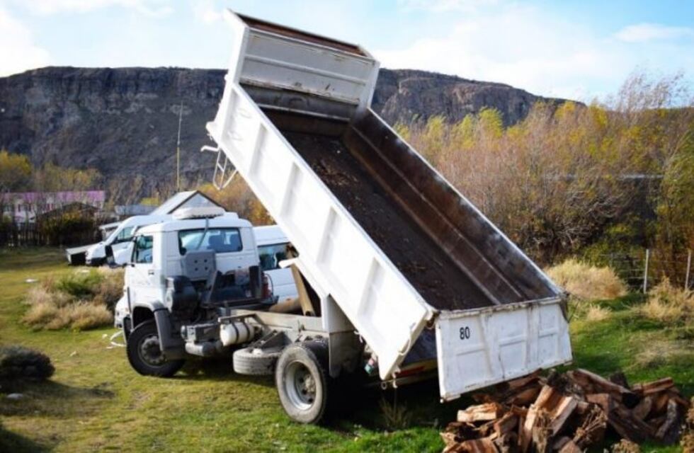 Acopio y entrega de leña en El Chaltén