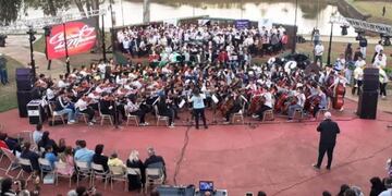 Fronteira in Concert en Bernardo de Irigoyen, Misiones\u002E (Irigoyen Informa)