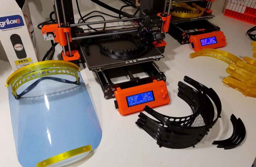 Alumnos de Cafayate realizan máscaras faciales con impresoras 3D