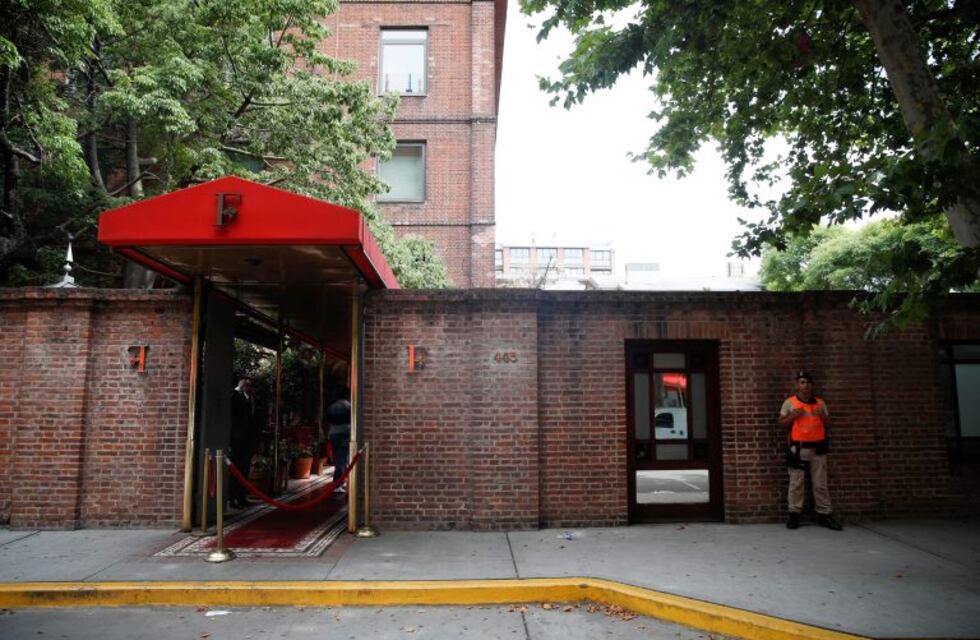 Guerra declarada en el clan Caniggia: forzaron la puerta del departamento de Mariana Nannis