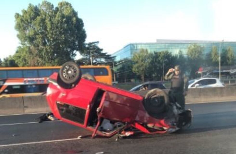 Caos de tránsito en Panamericana por un choque múltiple mano al norte
