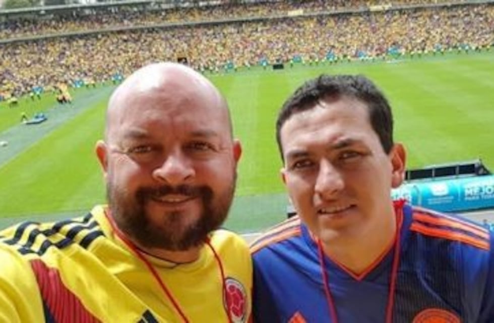 César Daza, el hombre que le permitió a los sordociegos "ver" un partido de fútbol