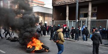 Choferes de UTA protestaron por sueldos mal liquidados\u002E