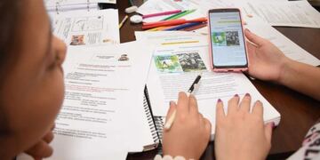 Celulares para hacer la tarea en la casa por la cuarentena