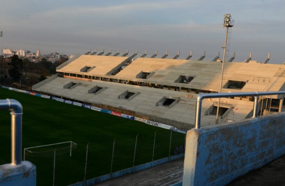 La nueva tribuna de Belgrano ya tiene las primeras butacas