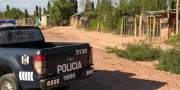 Este domingo una mujer fue asesinada con un machete en Luján\u002E El hecho sucedió en Ugarteche, Luján de Cuyo\u002E
