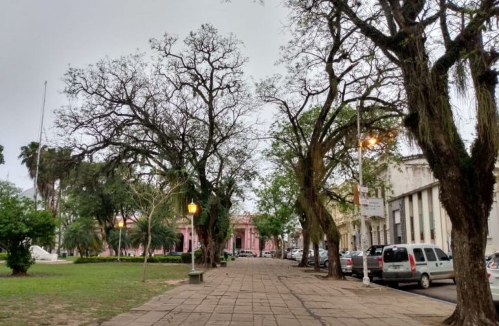 Jueves frío con el cielo nublado