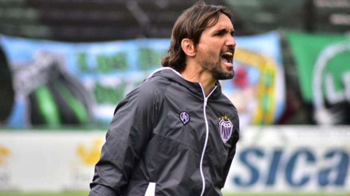 Diego Martínez DT de Godoy Cruz\u002E