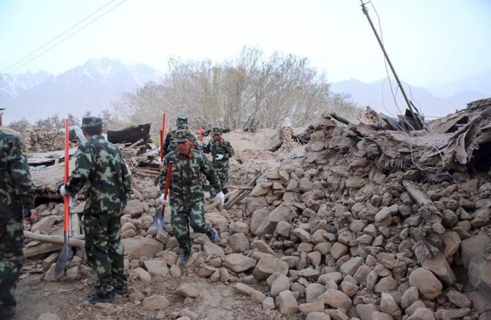 Al menos 13 muertos en un terremoto en China
