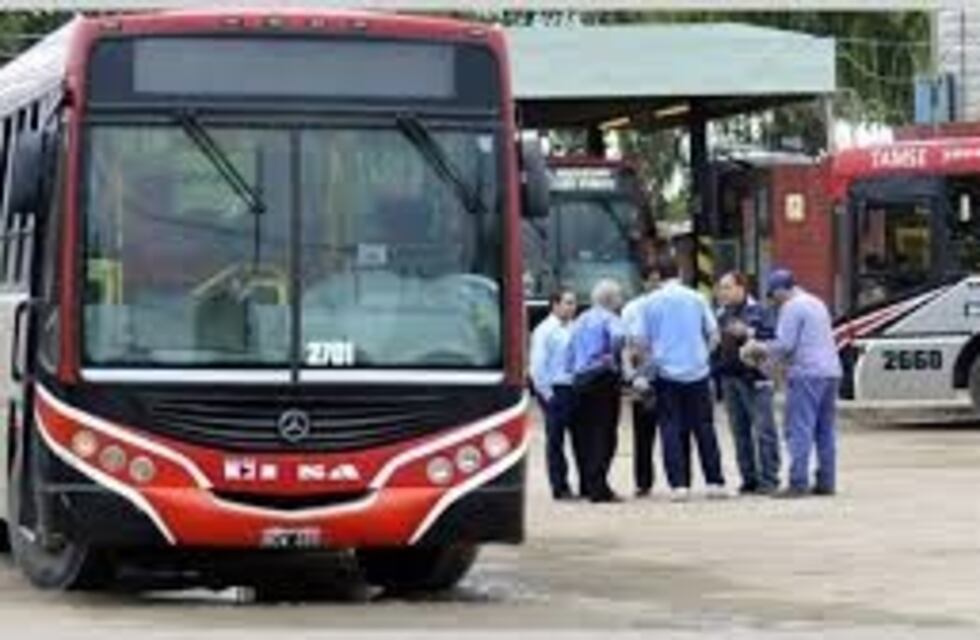La Municipalidad intimó a las empresas de transporte para evitar el paro