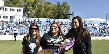 Recordatorio a la enfermera Olga Cristina Frías por su obra en Puerto Belgrano