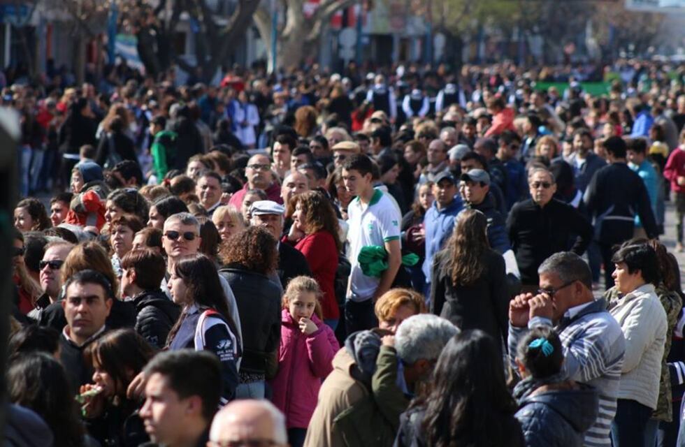 Aniversario en General Alvear: invitan a las instituciones que deseen participar del desfile