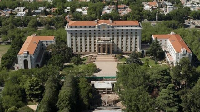 Asueto por las Fiestas de Fin de Año de la Administración Pública de Mendoza/Archivo