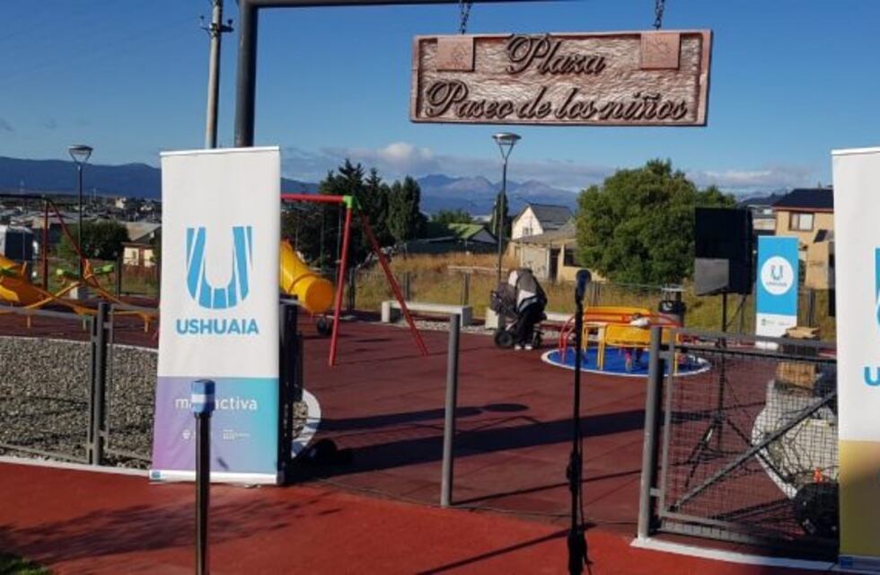 Quedó inaugurada la Plaza "Paseo de los niños" en la ciudad de Ushuaia