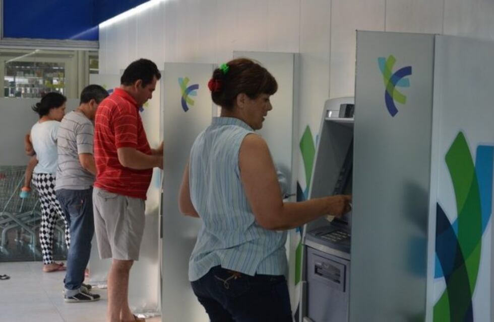 Estatales provinciales: aguinaldo el 20 y 21 y sueldo el 30 de diciembre