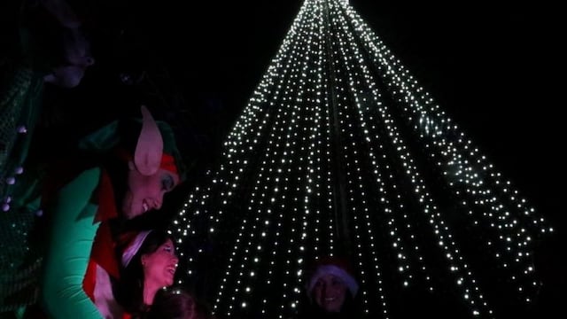 Encendido del árbol de navidad en Río Grande\u002E