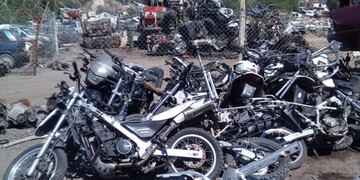 Son miles las motos que están abandonadas en San Agustín\u002E