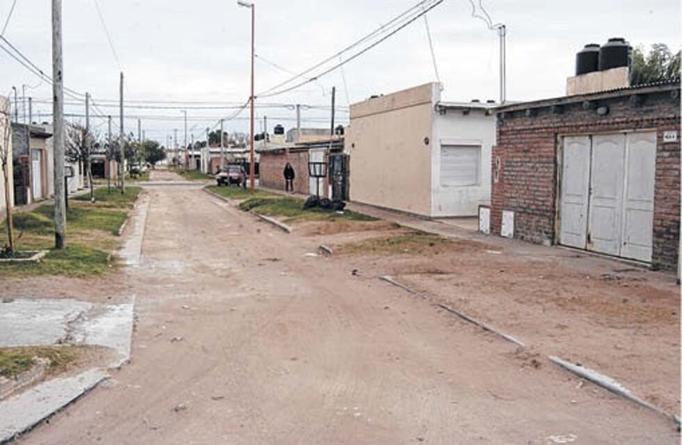Entregan boletas de pago a beneficiarios de viviendas sociales
